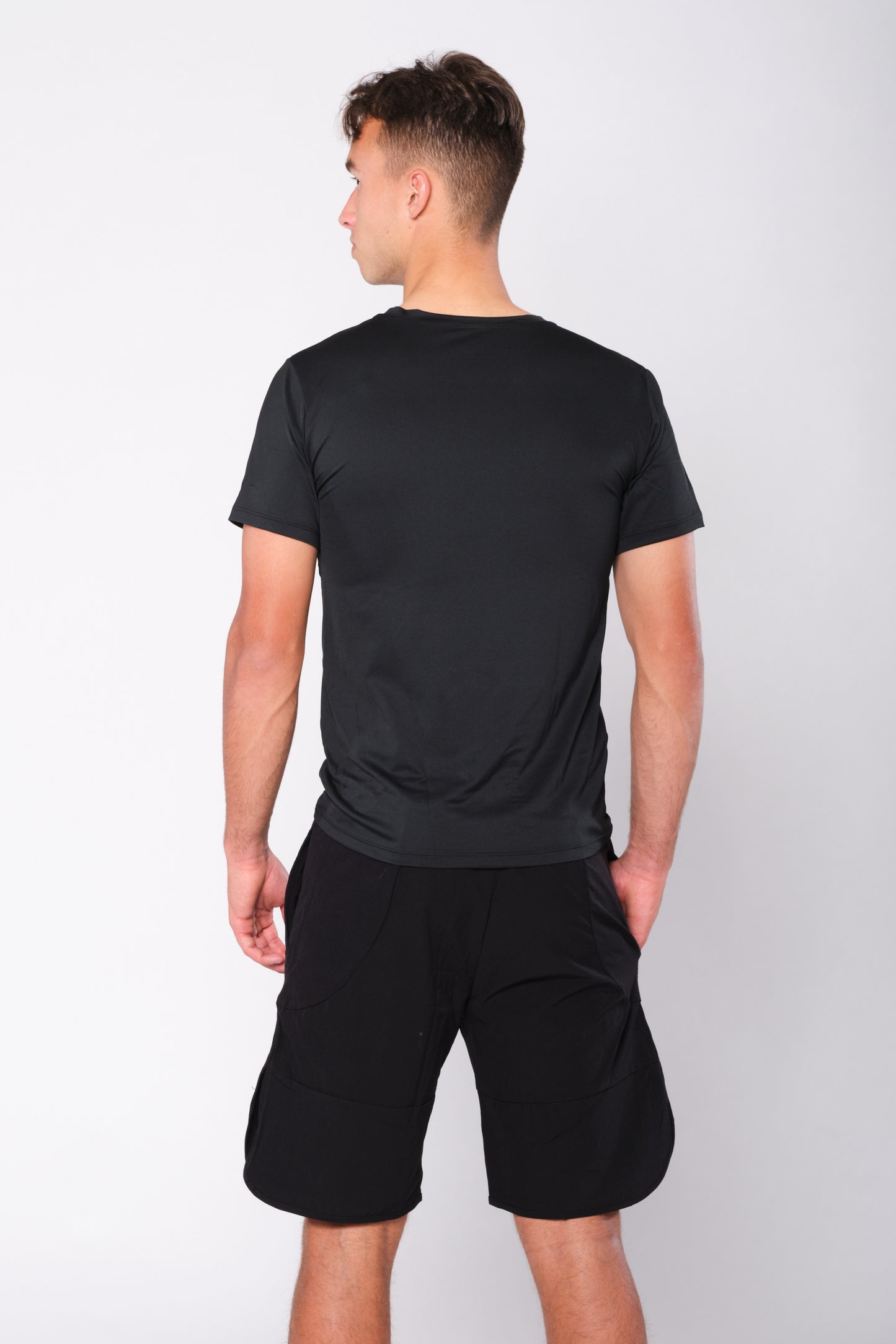 T-SHIRT - MIDNIGHT BLACK