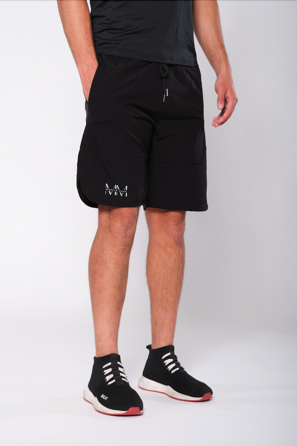 SHORT - MIDNIGHT BLACK