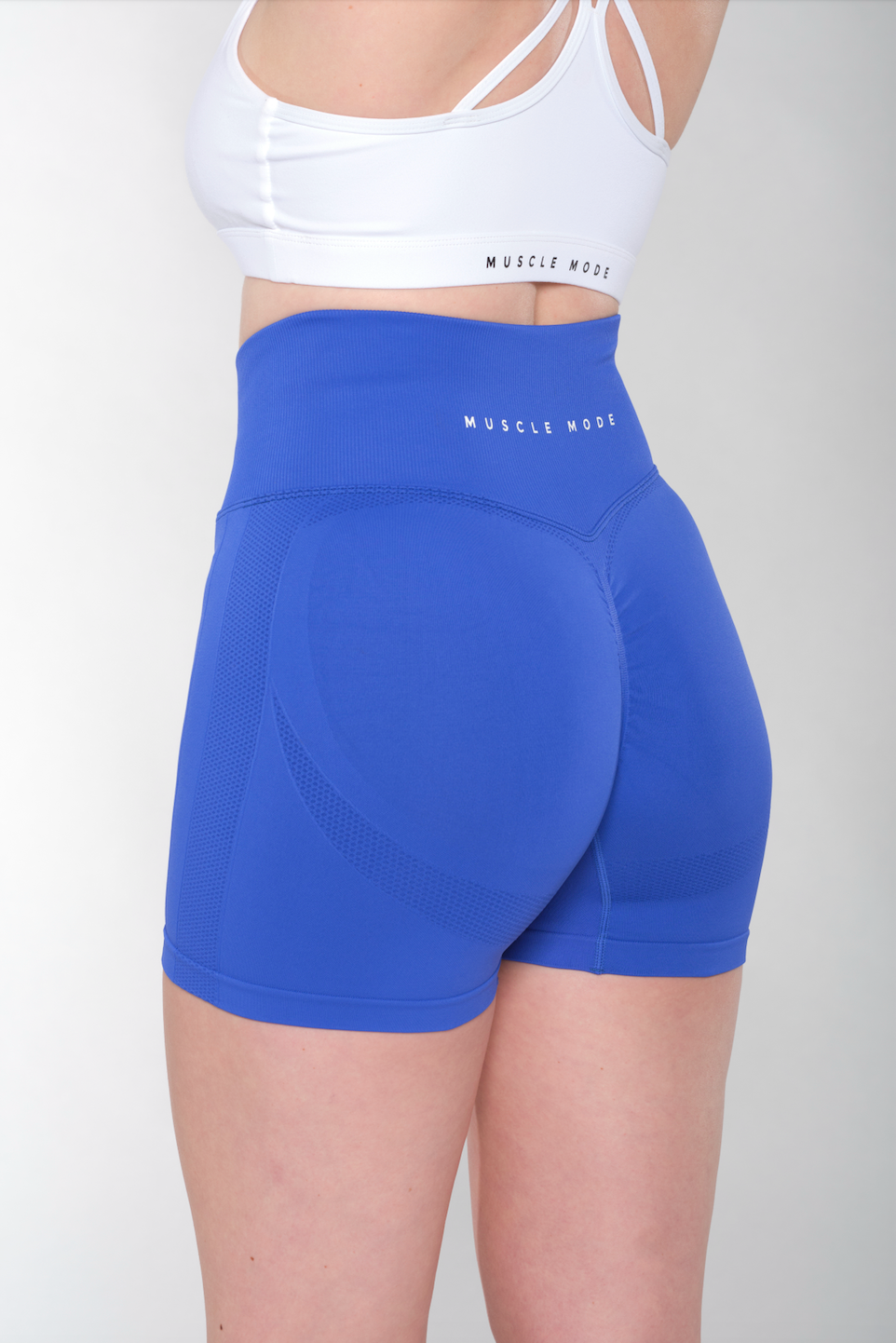 ELEVATE SHORT - AZURE BLUE